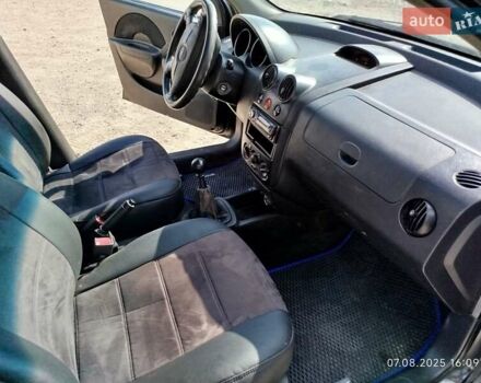 Чорний Шевроле Авео, об'ємом двигуна 1.5 л та пробігом 215 тис. км за 3400 $, фото 11 на Automoto.ua