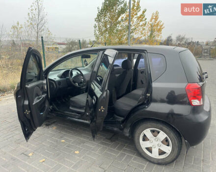 Чорний Шевроле Авео, об'ємом двигуна 1.5 л та пробігом 430 тис. км за 2600 $, фото 13 на Automoto.ua