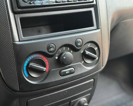 Чорний Шевроле Авео, об'ємом двигуна 1.5 л та пробігом 221 тис. км за 3200 $, фото 14 на Automoto.ua