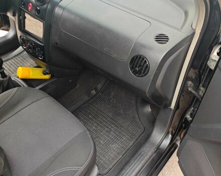 Чорний Шевроле Авео, об'ємом двигуна 1.5 л та пробігом 325 тис. км за 2500 $, фото 6 на Automoto.ua