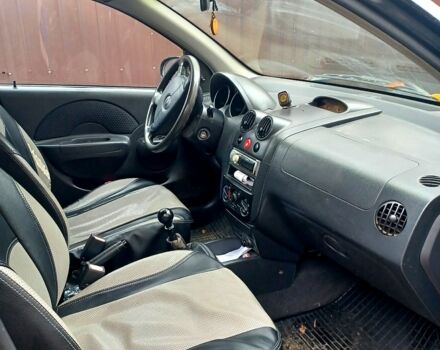 Черный Шевроле Авео, объемом двигателя 1.5 л и пробегом 188 тыс. км за 3200 $, фото 2 на Automoto.ua