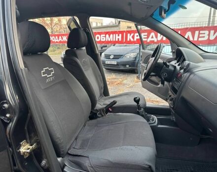 Чорний Шевроле Авео, об'ємом двигуна 1.5 л та пробігом 221 тис. км за 3200 $, фото 19 на Automoto.ua