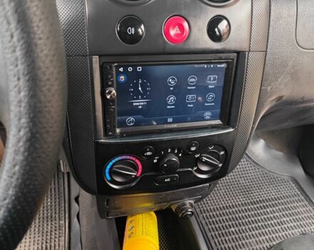 Чорний Шевроле Авео, об'ємом двигуна 1.5 л та пробігом 325 тис. км за 2500 $, фото 10 на Automoto.ua