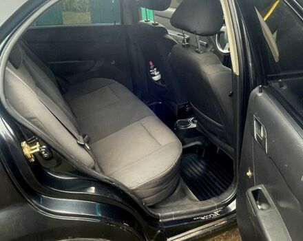 Черный Шевроле Авео, объемом двигателя 1.5 л и пробегом 312 тыс. км за 3100 $, фото 5 на Automoto.ua