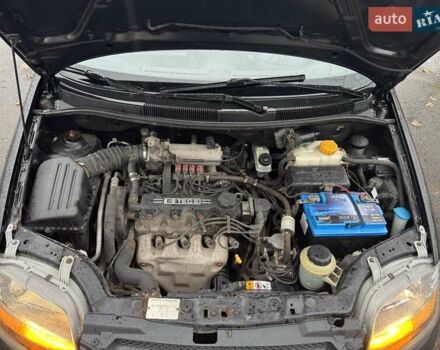 Черный Шевроле Авео, объемом двигателя 1.5 л и пробегом 143 тыс. км за 2190 $, фото 28 на Automoto.ua