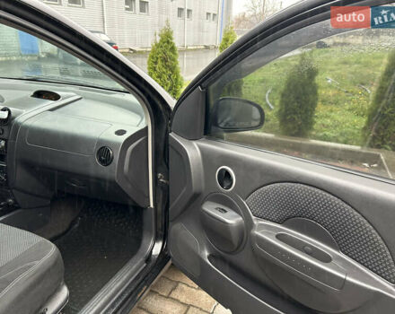 Черный Шевроле Авео, объемом двигателя 1.5 л и пробегом 203 тыс. км за 3000 $, фото 16 на Automoto.ua