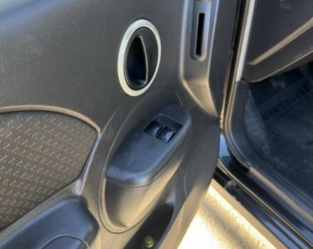 Чорний Шевроле Авео, об'ємом двигуна 1.5 л та пробігом 240 тис. км за 2800 $, фото 6 на Automoto.ua