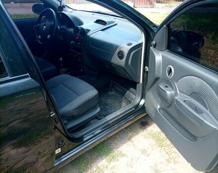 Чорний Шевроле Авео, об'ємом двигуна 1.5 л та пробігом 250 тис. км за 3700 $, фото 1 на Automoto.ua