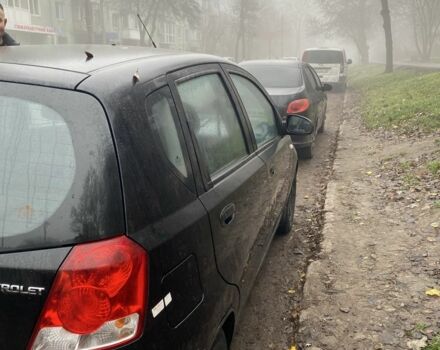 Черный Шевроле Авео, объемом двигателя 1.5 л и пробегом 125 тыс. км за 3500 $, фото 5 на Automoto.ua