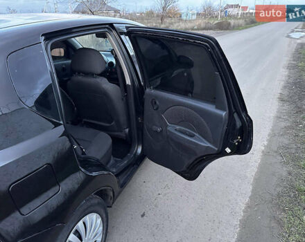 Черный Шевроле Авео, объемом двигателя 1.5 л и пробегом 380 тыс. км за 2900 $, фото 13 на Automoto.ua