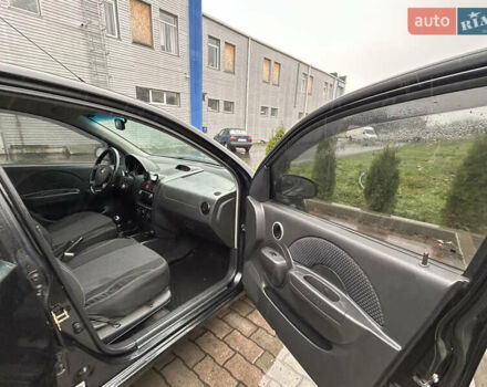 Черный Шевроле Авео, объемом двигателя 1.5 л и пробегом 203 тыс. км за 3000 $, фото 17 на Automoto.ua