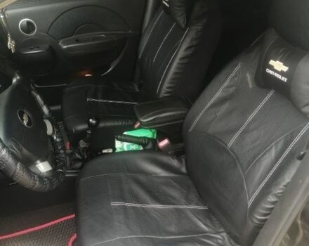 Черный Шевроле Авео, объемом двигателя 1.5 л и пробегом 250 тыс. км за 4000 $, фото 2 на Automoto.ua