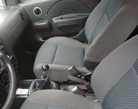 Чорний Шевроле Авео, об'ємом двигуна 1.5 л та пробігом 138 тис. км за 3100 $, фото 4 на Automoto.ua