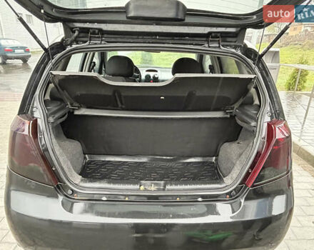 Черный Шевроле Авео, объемом двигателя 1.5 л и пробегом 203 тыс. км за 3000 $, фото 10 на Automoto.ua