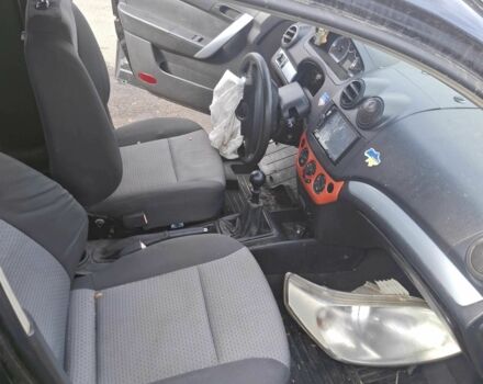 Черный Шевроле Авео, объемом двигателя 1.5 л и пробегом 180 тыс. км за 714 $, фото 5 на Automoto.ua