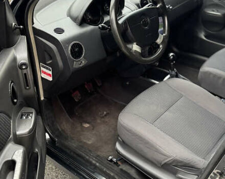 Черный Шевроле Авео, объемом двигателя 1.5 л и пробегом 270 тыс. км за 2999 $, фото 9 на Automoto.ua