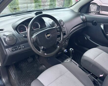 Черный Шевроле Авео, объемом двигателя 1.5 л и пробегом 250 тыс. км за 3100 $, фото 6 на Automoto.ua