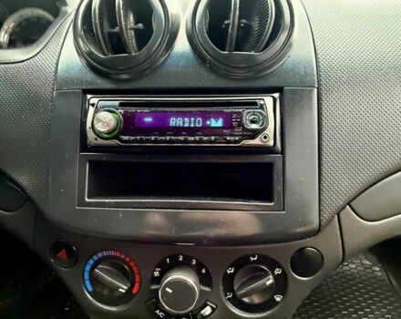 Черный Шевроле Авео, объемом двигателя 1.5 л и пробегом 195 тыс. км за 3800 $, фото 52 на Automoto.ua