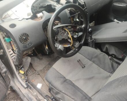 Черный Шевроле Авео, объемом двигателя 1.5 л и пробегом 90 тыс. км за 1500 $, фото 4 на Automoto.ua