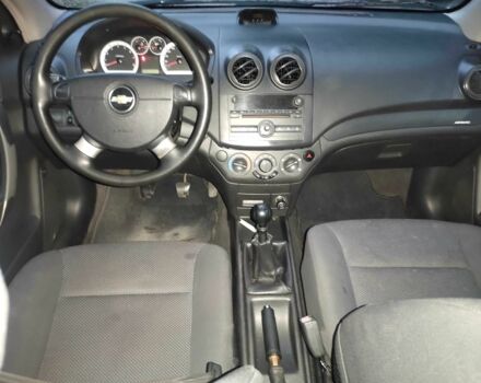 Черный Шевроле Авео, объемом двигателя 1.4 л и пробегом 212 тыс. км за 3200 $, фото 8 на Automoto.ua