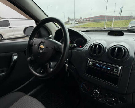 Черный Шевроле Авео, объемом двигателя 1.5 л и пробегом 195 тыс. км за 3800 $, фото 53 на Automoto.ua