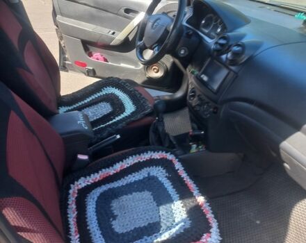 Черный Шевроле Авео, объемом двигателя 1.5 л и пробегом 220 тыс. км за 3200 $, фото 4 на Automoto.ua