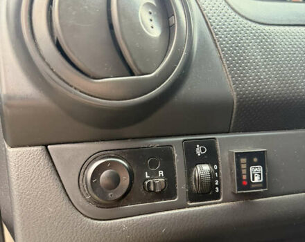 Черный Шевроле Авео, объемом двигателя 1.5 л и пробегом 195 тыс. км за 3800 $, фото 44 на Automoto.ua