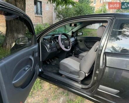 Чорний Шевроле Авео, об'ємом двигуна 1.5 л та пробігом 266 тис. км за 3400 $, фото 6 на Automoto.ua