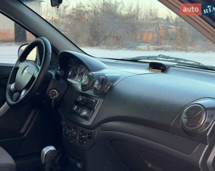Черный Шевроле Авео, объемом двигателя 1.5 л и пробегом 170 тыс. км за 5450 $, фото 43 на Automoto.ua