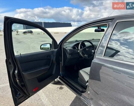 Шевроле Авео 2010 в Львове на Automoto.ua Черный Шевроле Авео, объемом двигателя 1.5 л и пробегом 219 тыс. км за 4800 $, фото 12 на Automoto.ua