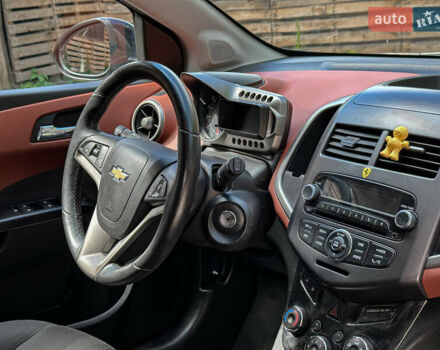 Чорний Шевроле Авео, об'ємом двигуна 1.4 л та пробігом 210 тис. км за 6800 $, фото 100 на Automoto.ua