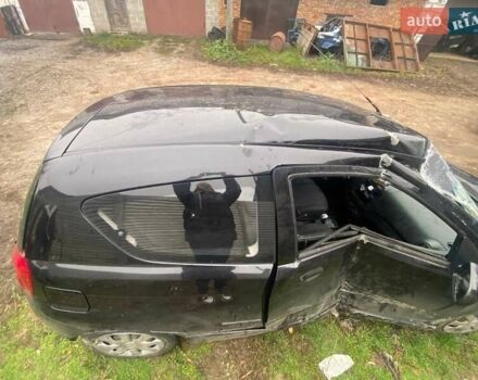 Черный Шевроле Авео, объемом двигателя 1.5 л и пробегом 141 тыс. км за 2300 $, фото 3 на Automoto.ua