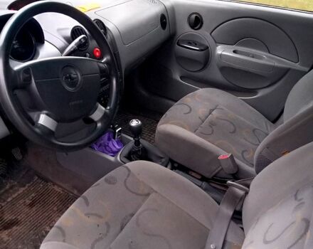 Чорний Шевроле Авео, об'ємом двигуна 1.5 л та пробігом 200 тис. км за 1700 $, фото 4 на Automoto.ua