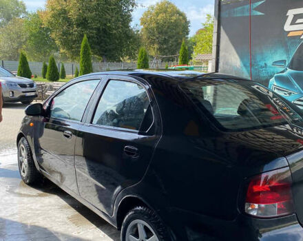 Черный Шевроле Авео, объемом двигателя 1.5 л и пробегом 215 тыс. км за 3138 $, фото 1 на Automoto.ua