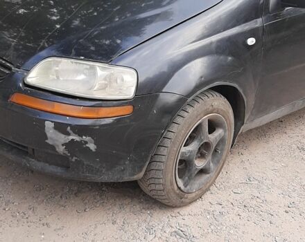 Черный Шевроле Авео, объемом двигателя 1.5 л и пробегом 300 тыс. км за 1100 $, фото 1 на Automoto.ua