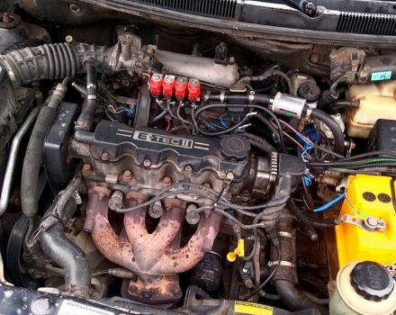 Чорний Шевроле Авео, об'ємом двигуна 1.5 л та пробігом 200 тис. км за 1700 $, фото 5 на Automoto.ua