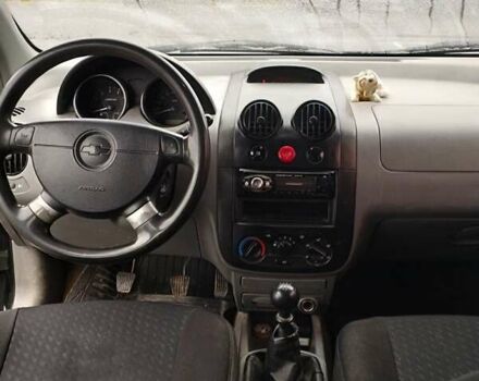 Чорний Шевроле Авео, об'ємом двигуна 1.5 л та пробігом 250 тис. км за 2900 $, фото 6 на Automoto.ua