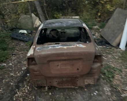 Черный Шевроле Авео, объемом двигателя 1.5 л и пробегом 200 тыс. км за 639 $, фото 4 на Automoto.ua