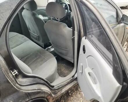 Черный Шевроле Авео, объемом двигателя 1.5 л и пробегом 62 тыс. км за 1200 $, фото 4 на Automoto.ua