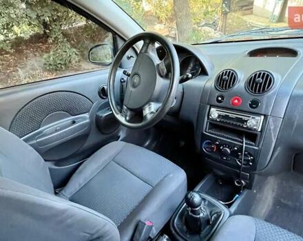 Черный Шевроле Авео, объемом двигателя 1.5 л и пробегом 189 тыс. км за 4000 $, фото 13 на Automoto.ua