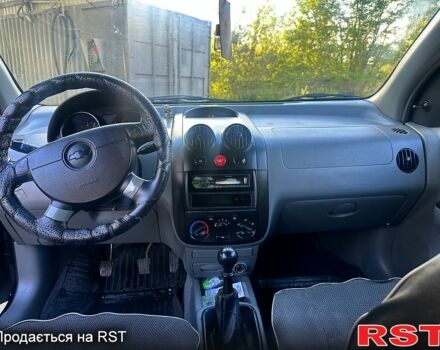 Черный Шевроле Авео, объемом двигателя 1.5 л и пробегом 180 тыс. км за 2150 $, фото 7 на Automoto.ua