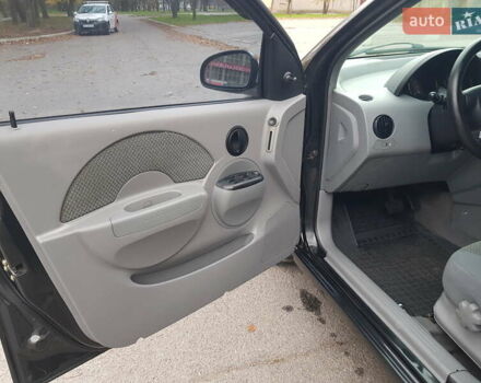 Черный Шевроле Авео, объемом двигателя 1.5 л и пробегом 130 тыс. км за 4950 $, фото 19 на Automoto.ua