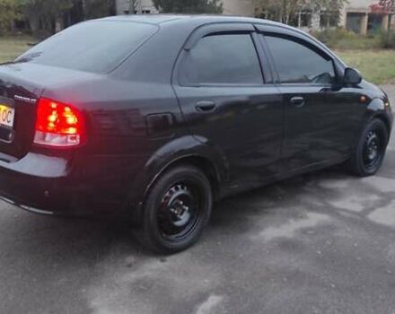 Черный Шевроле Авео, объемом двигателя 1.5 л и пробегом 170 тыс. км за 3115 $, фото 3 на Automoto.ua