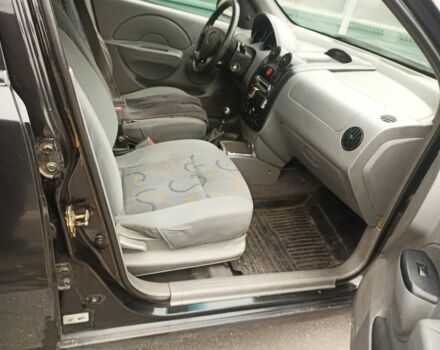 Черный Шевроле Авео, объемом двигателя 1.5 л и пробегом 250 тыс. км за 1300 $, фото 6 на Automoto.ua