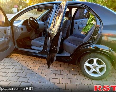 Черный Шевроле Авео, объемом двигателя 1.5 л и пробегом 195 тыс. км за 2650 $, фото 5 на Automoto.ua