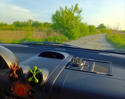 Черный Шевроле Авео, объемом двигателя 1.5 л и пробегом 300 тыс. км за 2600 $, фото 5 на Automoto.ua