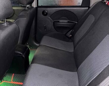 Черный Шевроле Авео, объемом двигателя 1.5 л и пробегом 180 тыс. км за 3100 $, фото 8 на Automoto.ua
