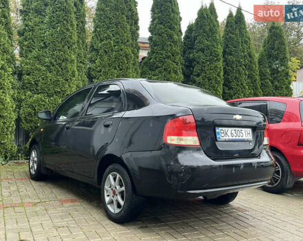 Чорний Шевроле Авео, об'ємом двигуна 1.5 л та пробігом 350 тис. км за 2600 $, фото 5 на Automoto.ua