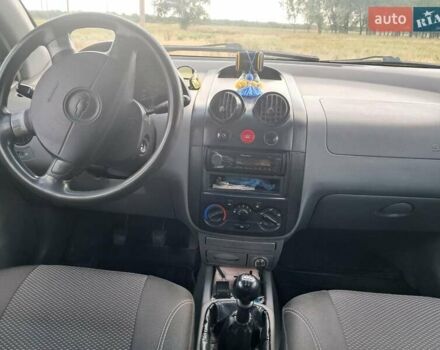 Черный Шевроле Авео, объемом двигателя 1.5 л и пробегом 191 тыс. км за 3550 $, фото 5 на Automoto.ua