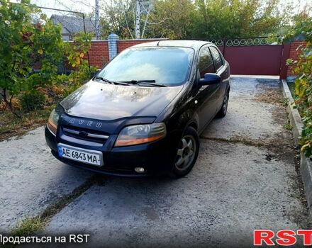Черный Шевроле Авео, объемом двигателя 1.5 л и пробегом 300 тыс. км за 2000 $, фото 1 на Automoto.ua